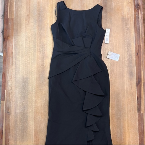 Eliza J Sleeveless Cascading-Ruffle Gown in Black Size 4 - Picture 4 of 7